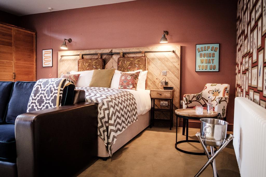 The Queen's Head 3*