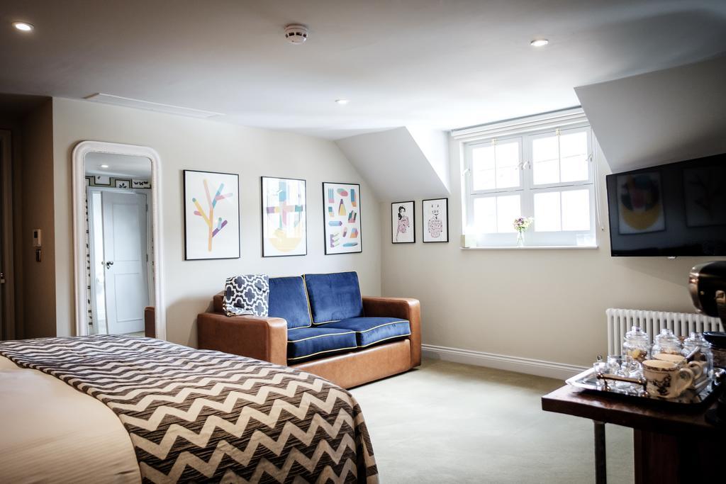 Hotel The Queen's Head 3*